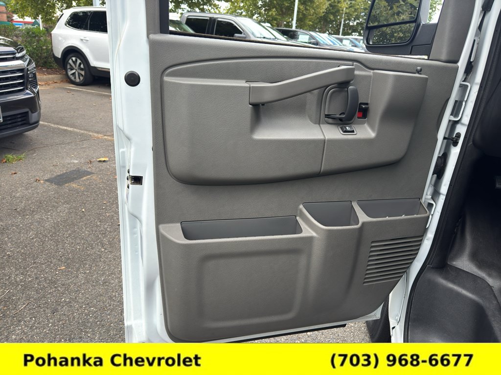 New 2025 Chevrolet Express 3500 w/ Power Convenience Package RWD image 19