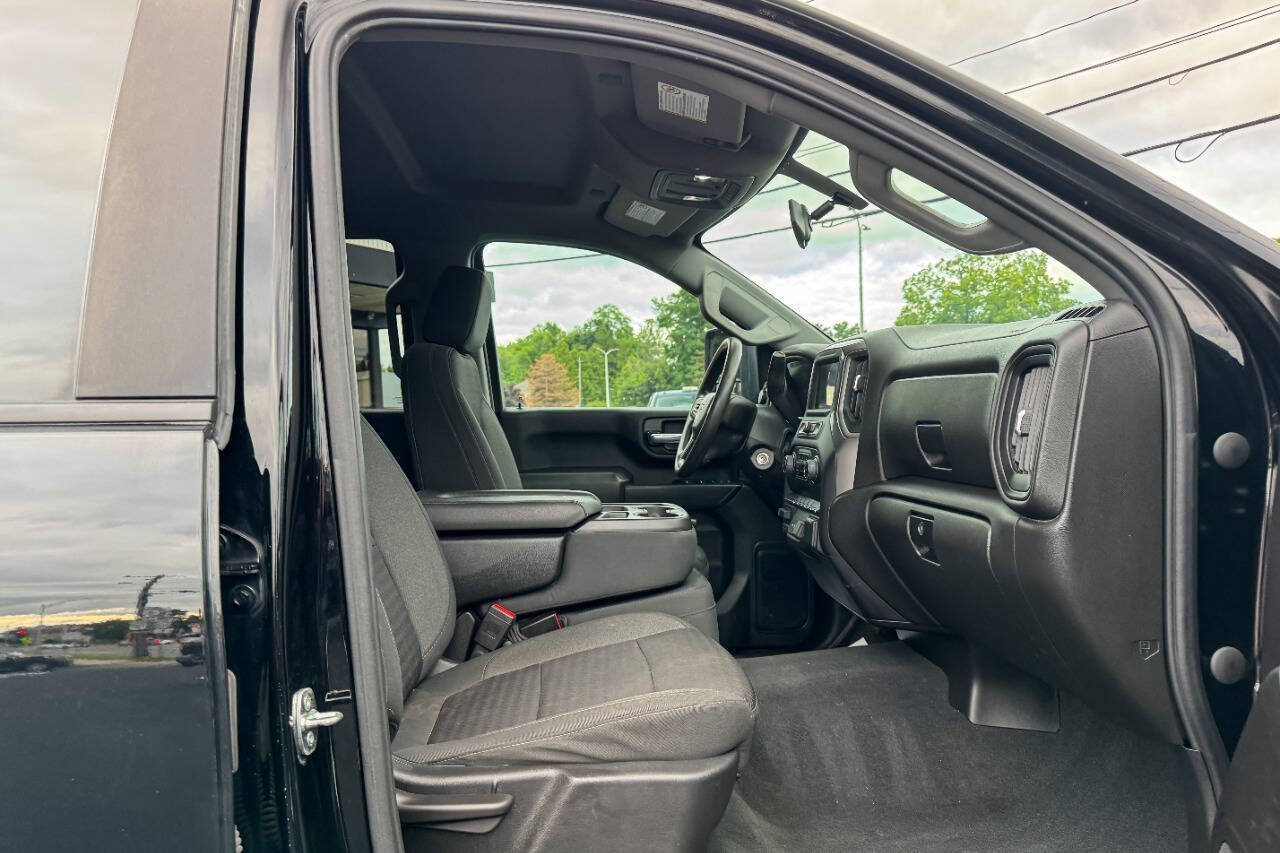 Used 2022 Chevrolet Silverado 2500 Custom w/ Gooseneck/5TH Wheel Package AWD/4WD image 15