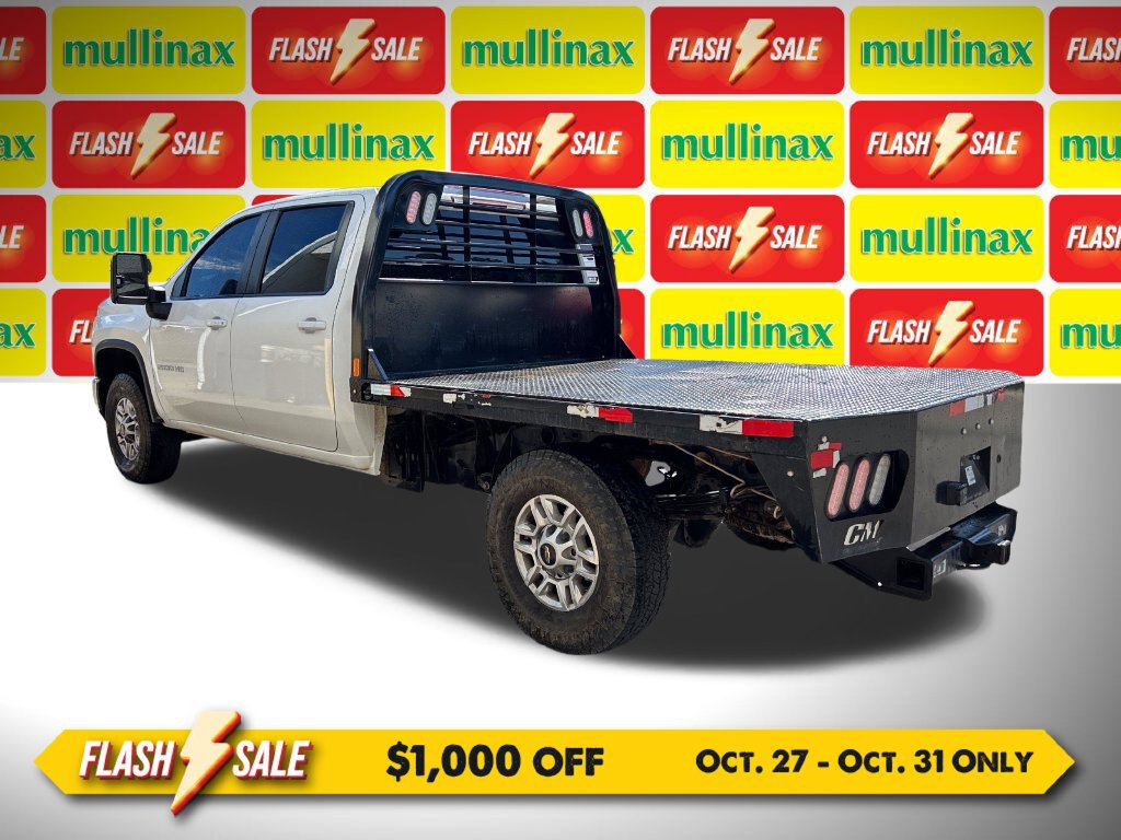 Used 2024 Chevrolet Silverado 2500 LT w/ Snow Plow Prep/Camper Package AWD/4WD image 3