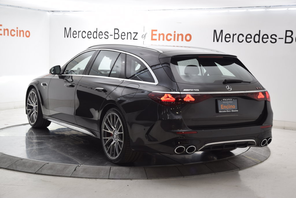 Used 2026 Mercedes-Benz E 53 AMG e 4MATIC Wagon image 4