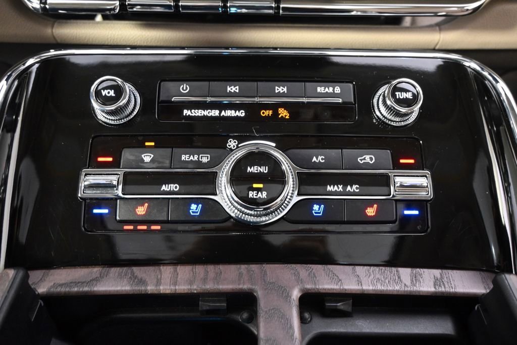 Certified 2023 Lincoln Navigator Reserve w/ Monochromatic Package image 32