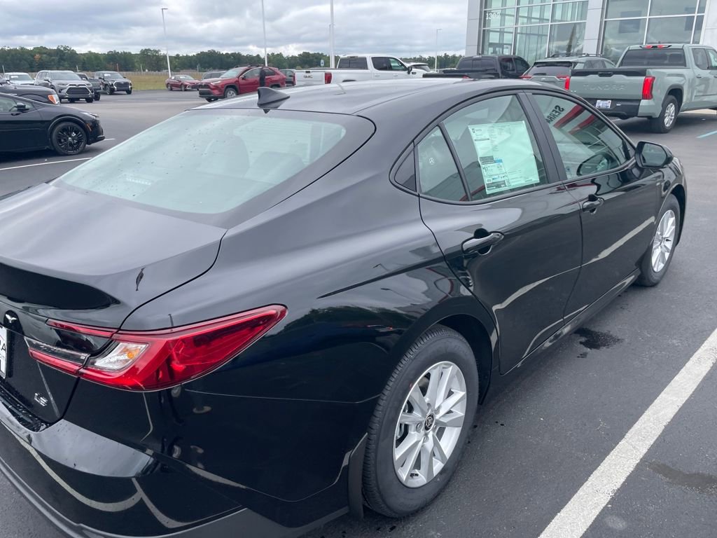 New 2026 Toyota Camry LE image 10