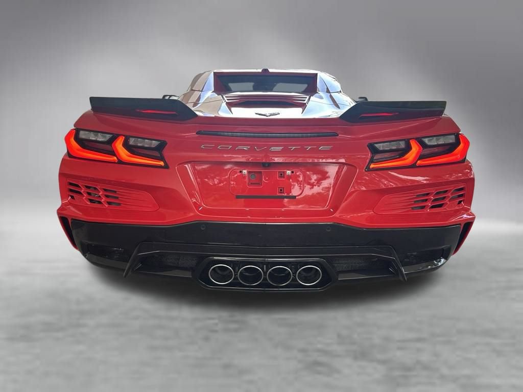 Used 2025 Chevrolet Corvette Z06 RWD image 25