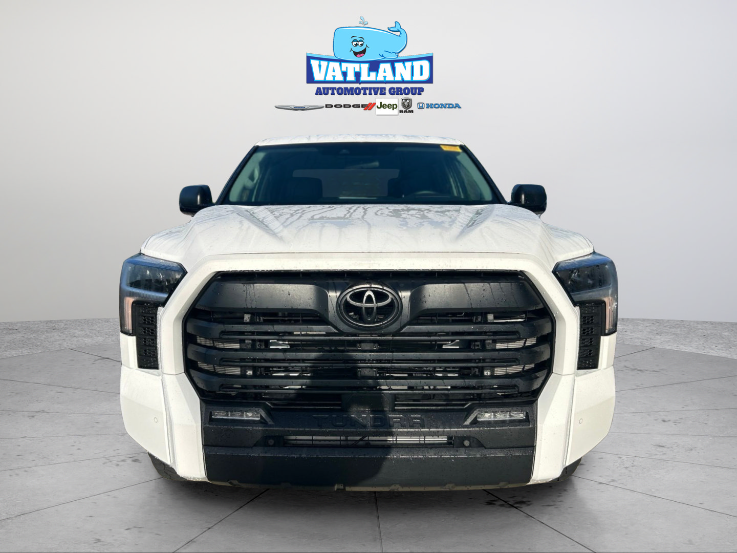 Used 2024 Toyota Tundra SR5 w/ SR5 Premium Package AWD/4WD image 21