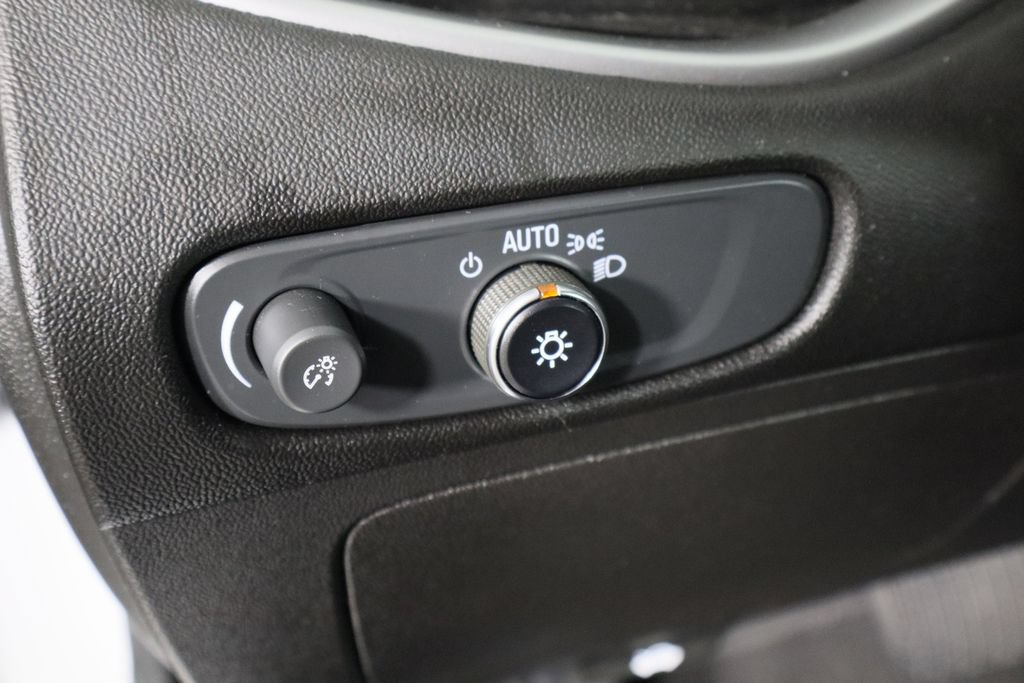 Used 2024 Chevrolet Malibu LS w/ Driver Confidence Package FWD image 16