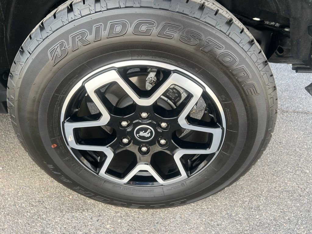 Used 2025 Ford Bronco Outer Banks AWD/4WD image 32