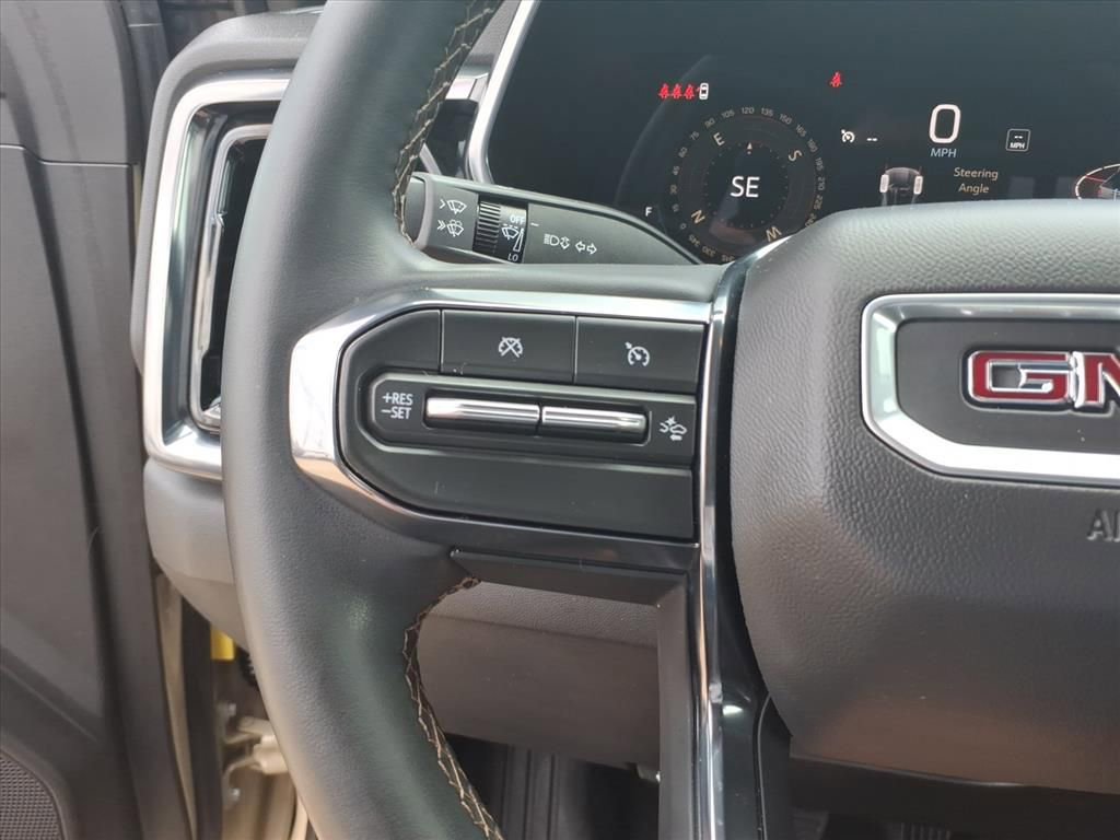 Used 2024 GMC Canyon AT4 w/ Canyon Safety Plus Package AWD/4WD image 22