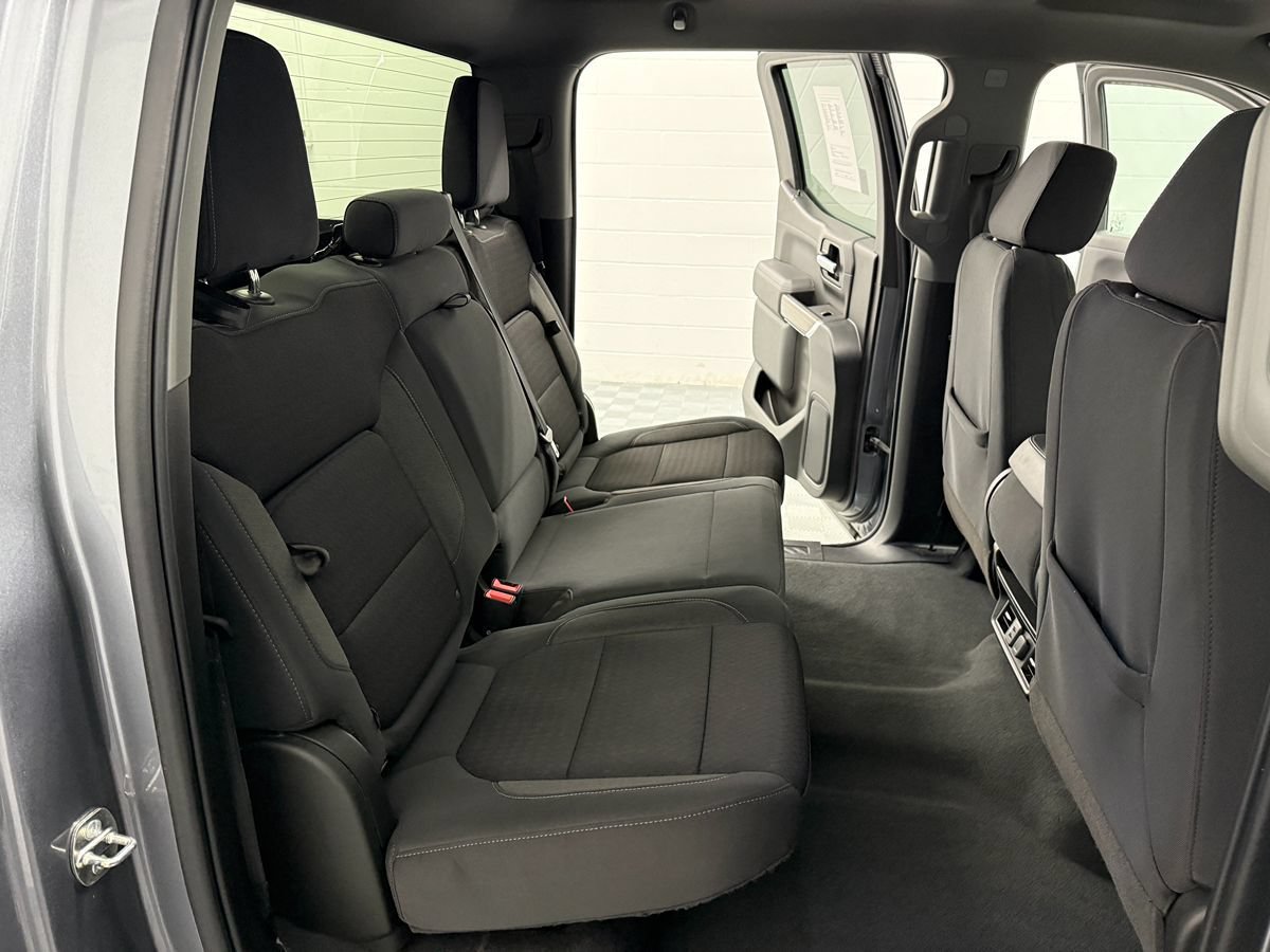 Used 2021 Chevrolet Silverado 1500 RST AWD/4WD image 14