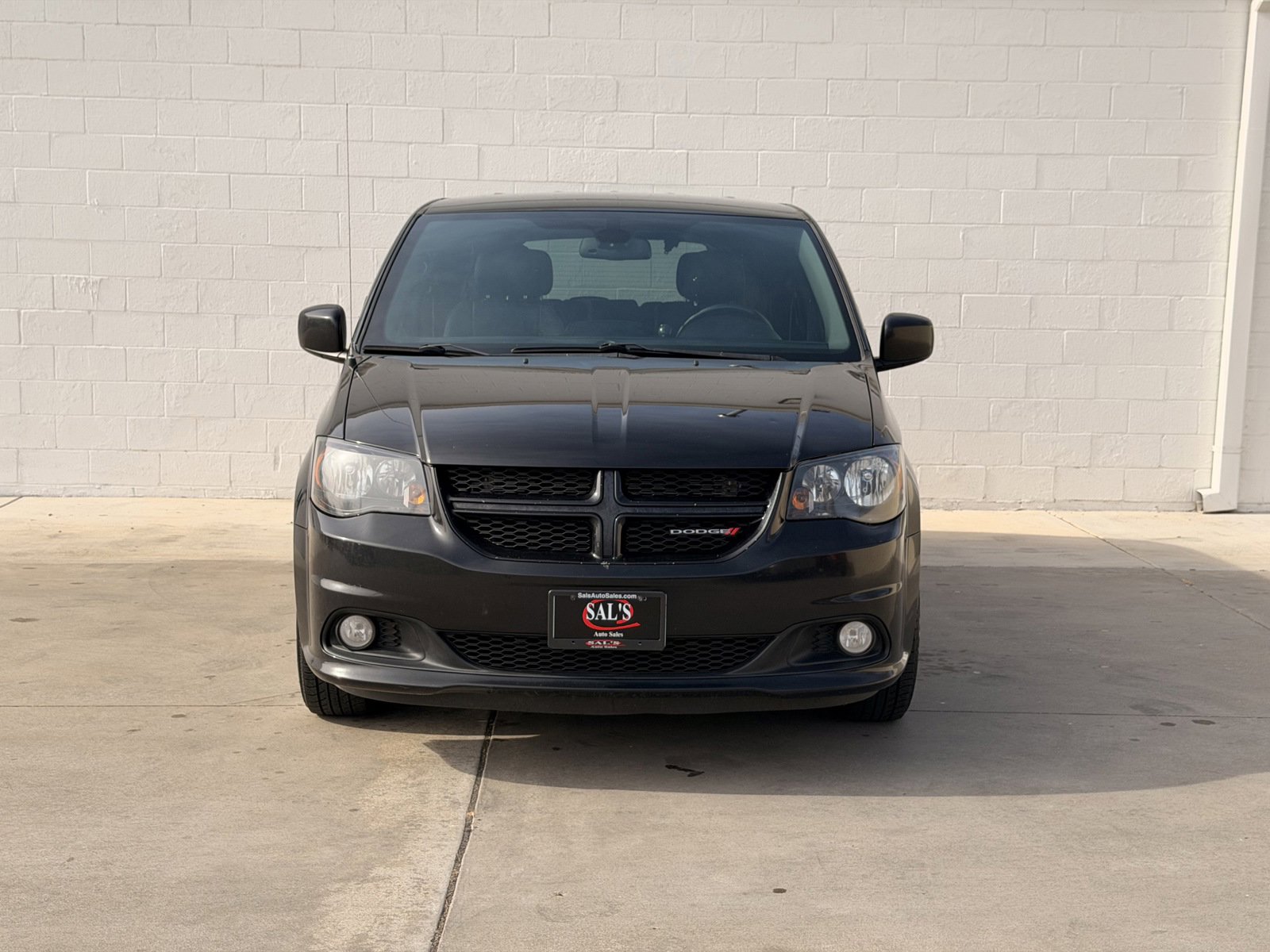 Used 2020 Dodge Grand Caravan GT image 2