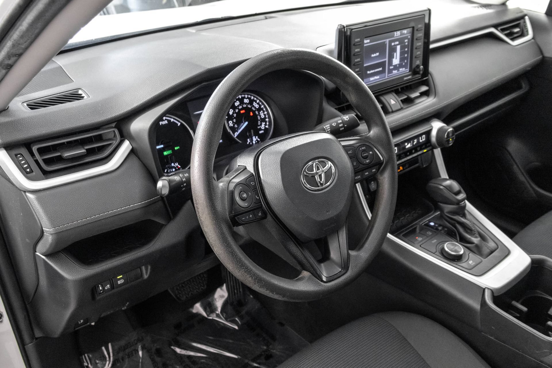 Used 2022 Toyota RAV4 LE AWD/4WD image 5