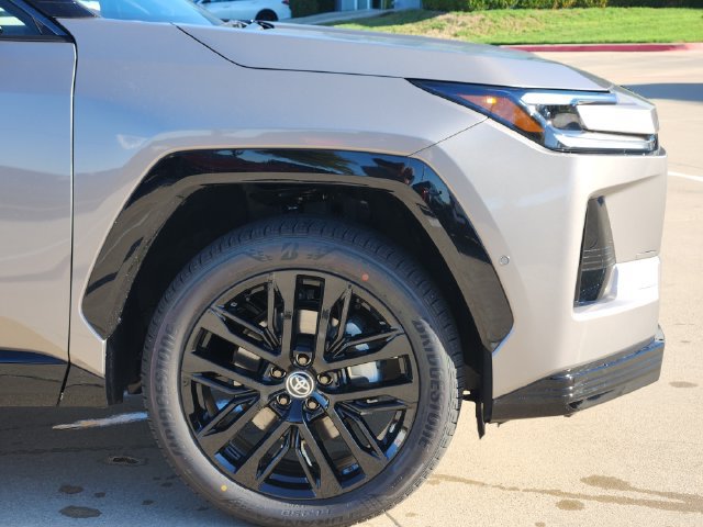 New 2026 Toyota RAV4 XSE AWD/4WD image 6