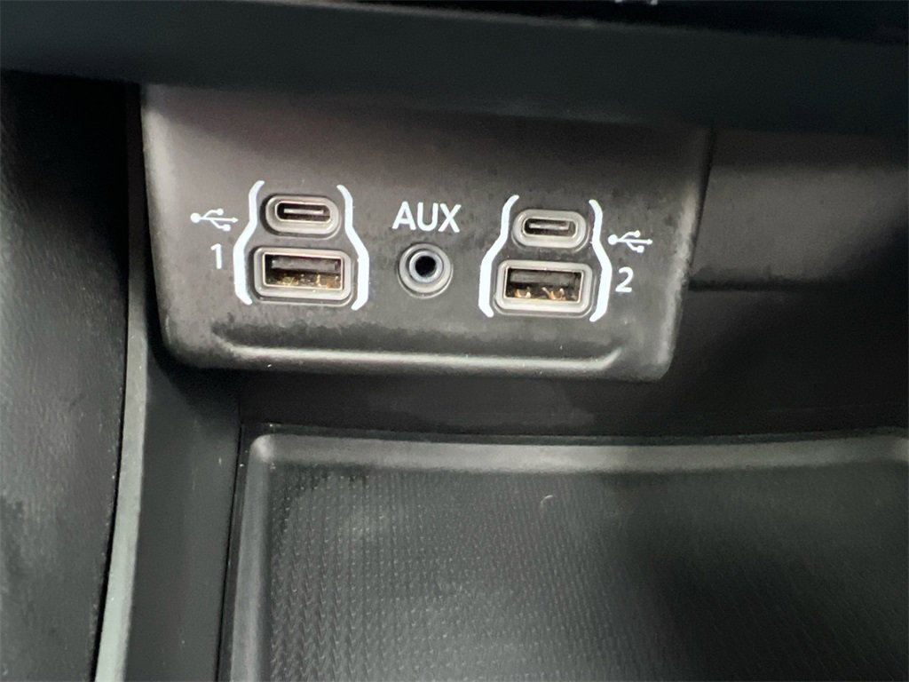 Used 2021 Dodge Durango GT image 22