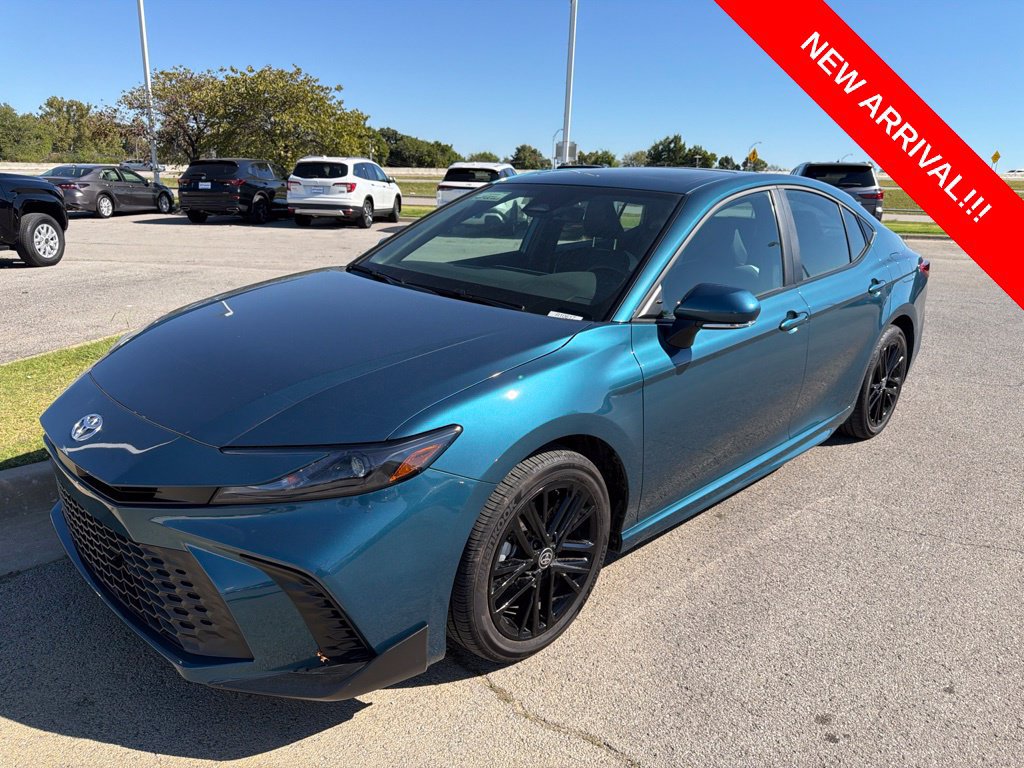 Used 2026 Toyota Camry SE w/ Multimedia Upgrade Package