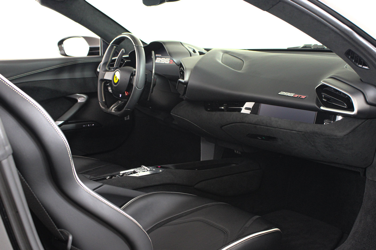 Certified 2024 Ferrari 296 GTS RWD image 33