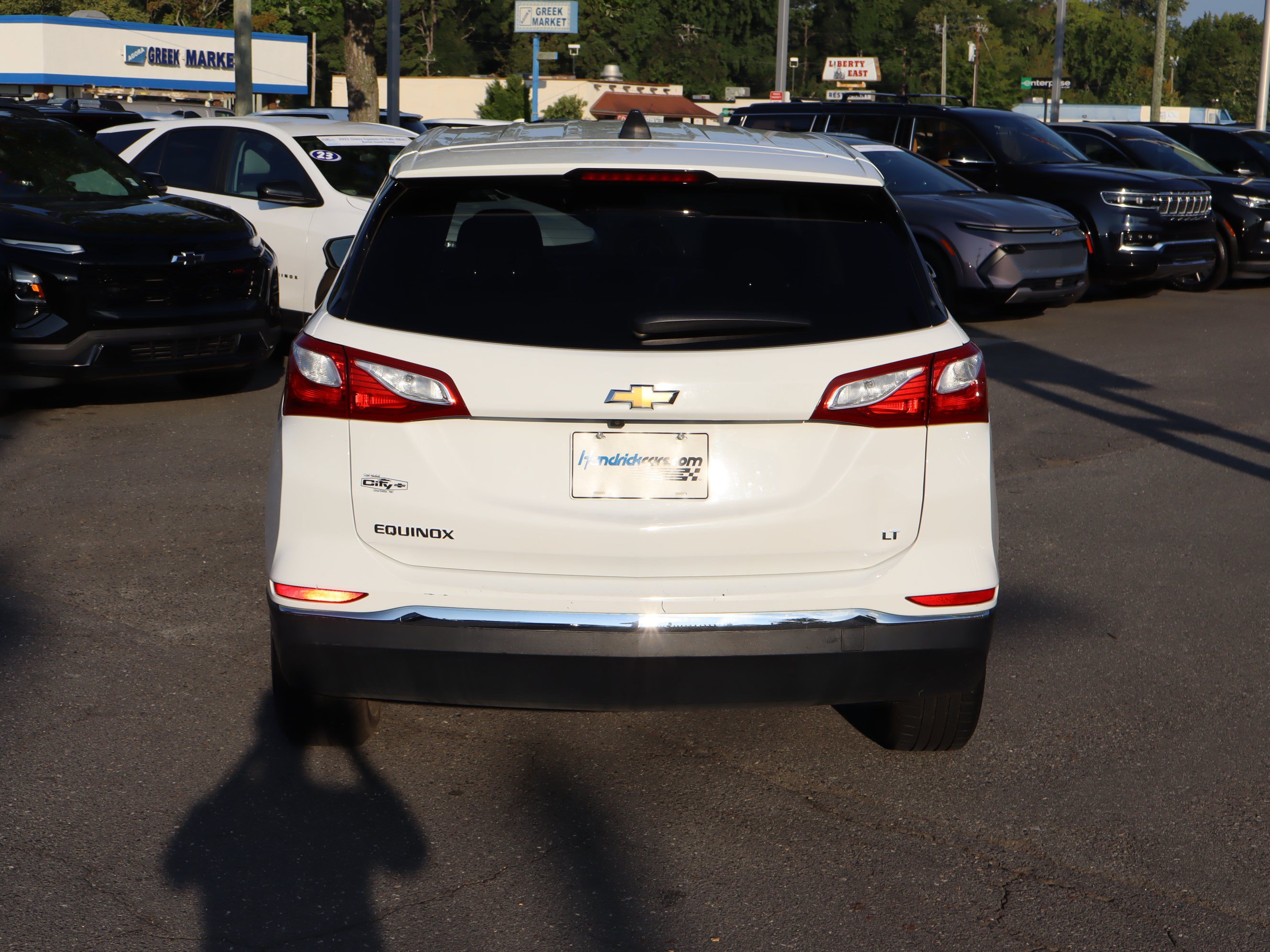 Used 2020 Chevrolet Equinox LT FWD image 9