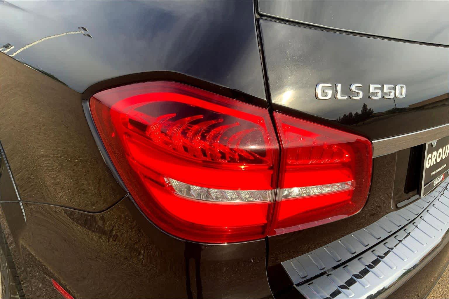 Used 2017 Mercedes-Benz GLS 550 4MATIC image 28
