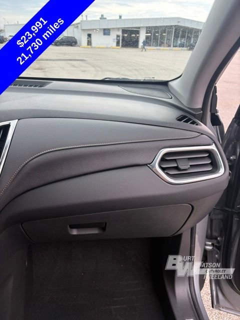 Used 2023 Chevrolet Equinox Premier image 34