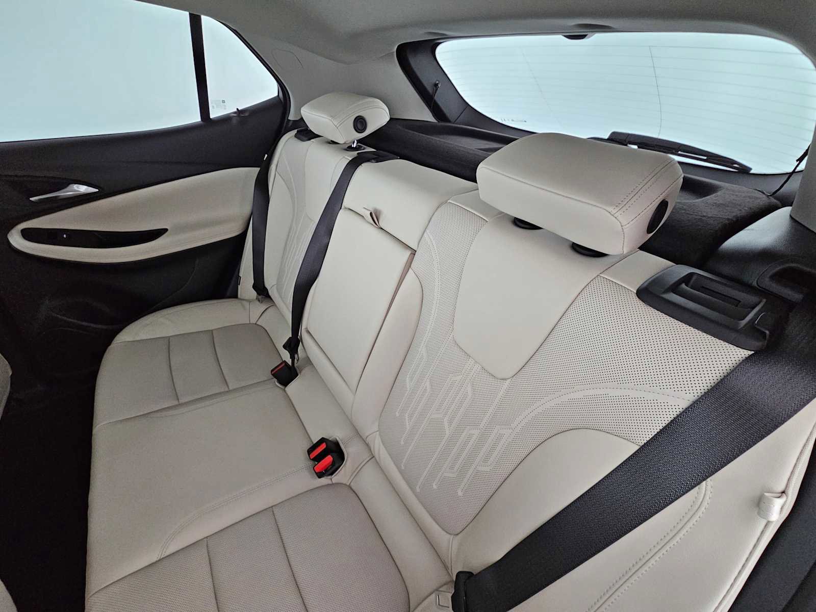 New 2025 Buick Encore GX Avenir w/ Avenir Technology Package image 16