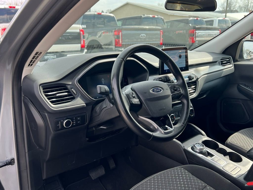 Used 2023 Ford Escape Active image 12