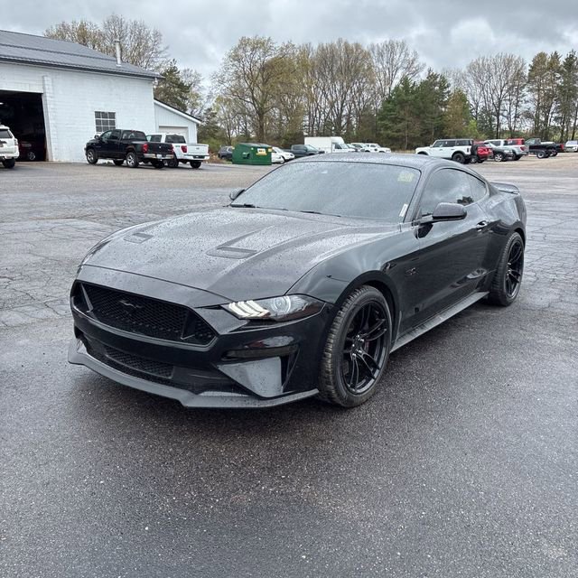 Used 2019 Ford Mustang GT Premium w/ GT Performance Package RWD image 3