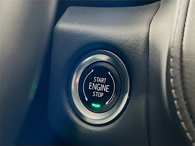 Used 2024 Chevrolet Suburban LT image 16