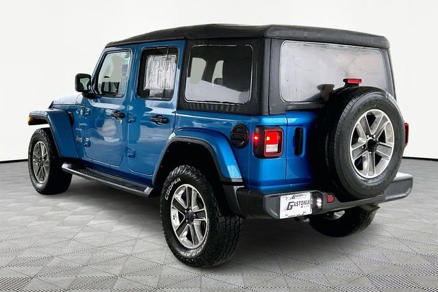 Used 2022 Jeep Wrangler Unlimited Sahara image 4