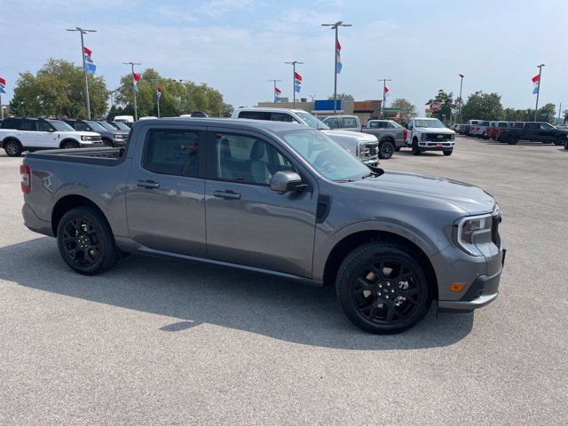 New 2026 Ford Maverick Lobo AWD/4WD image 2