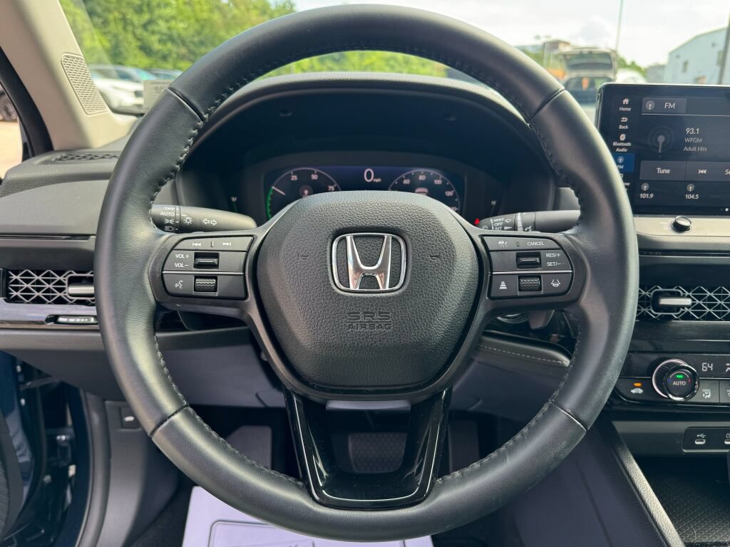 Used 2023 Honda Accord EX-L image 24