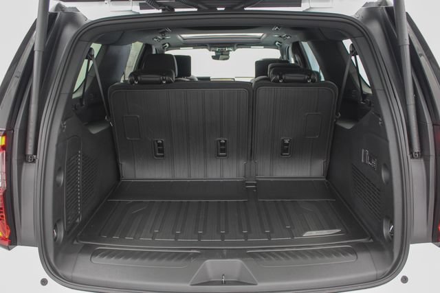 New 2026 GMC Yukon XL Elevation w/ Elevation Premium Package AWD/4WD image 10