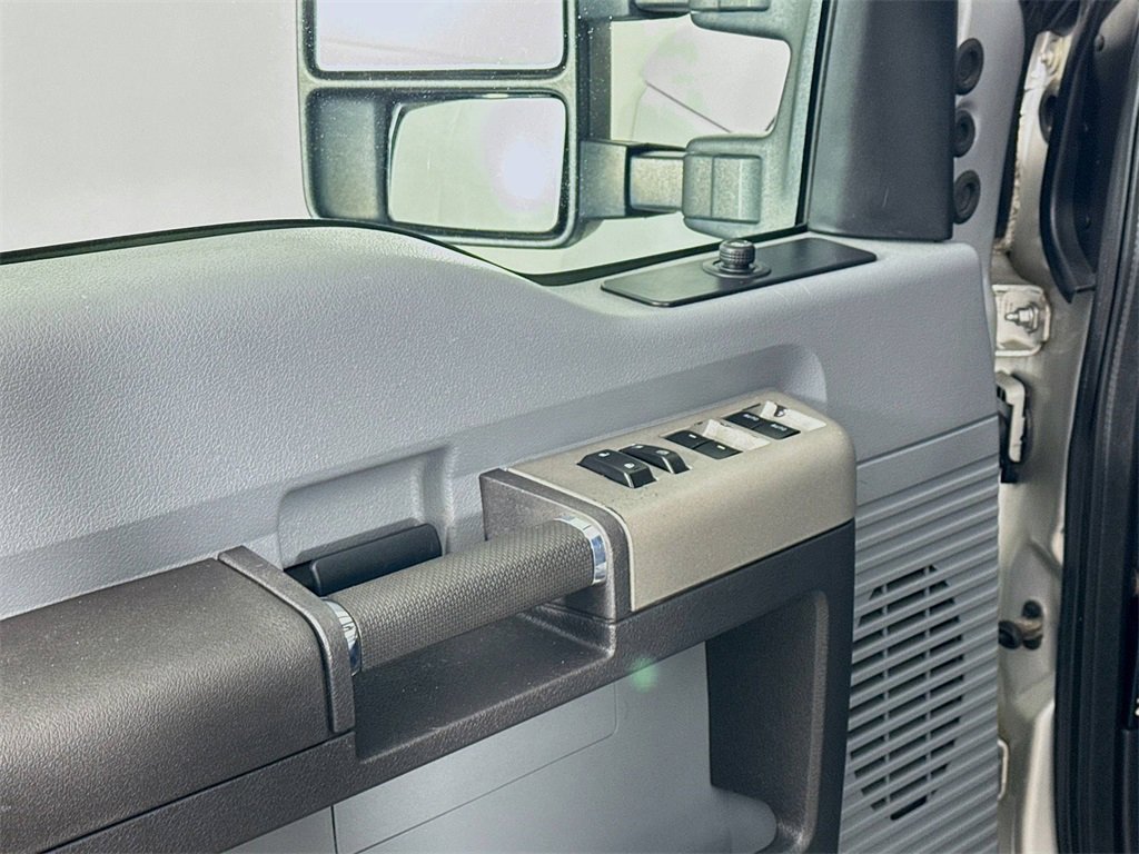 Used 2016 Ford F350 XLT w/ XLT Value Package image 16