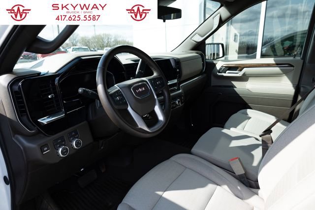 Used 2025 GMC Sierra 1500 SLE image 14