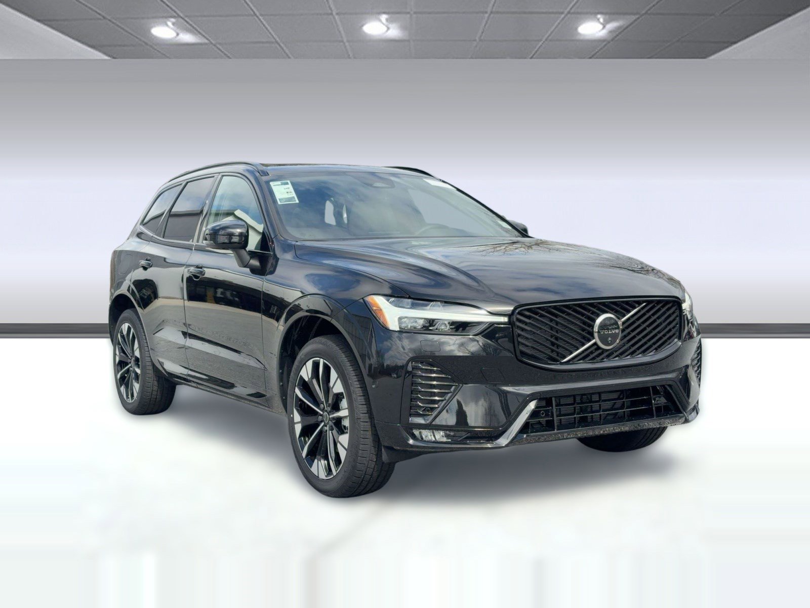 New 2026 Volvo XC60 B5 Plus w/ Protection Package Premier AWD/4WD image 7