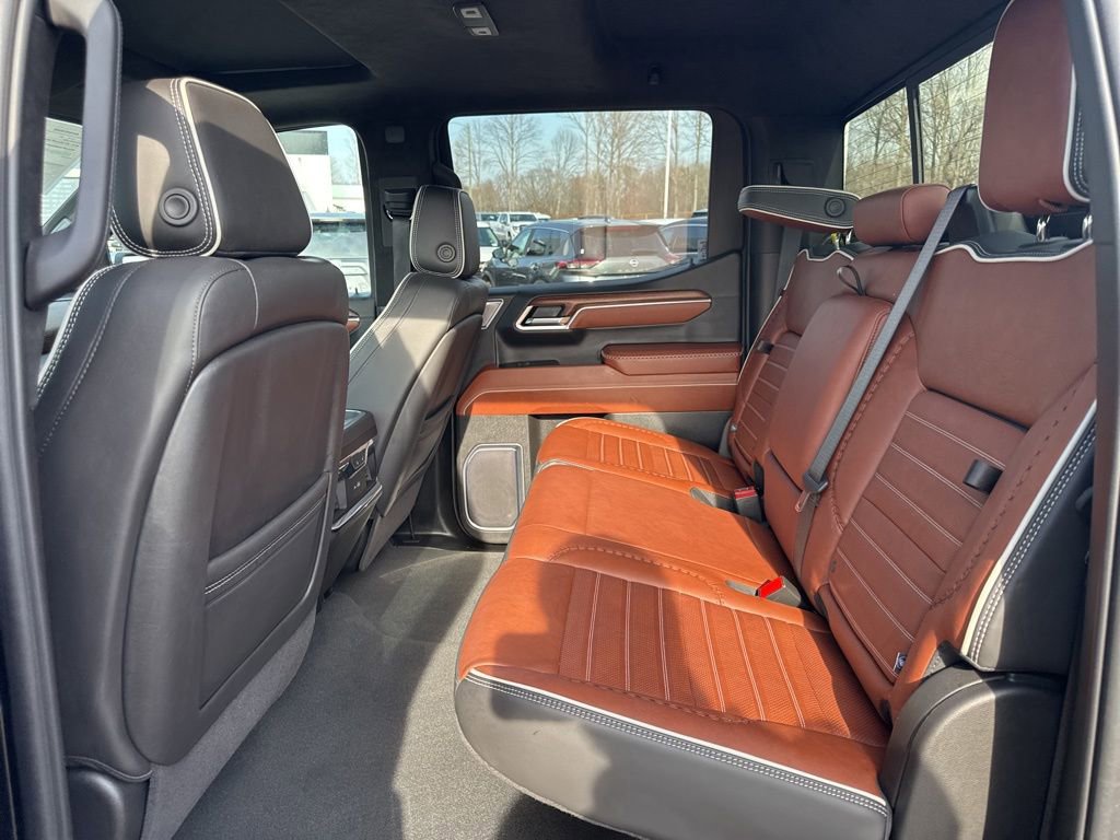 Used 2025 GMC Sierra 1500 Denali Ultimate image 13