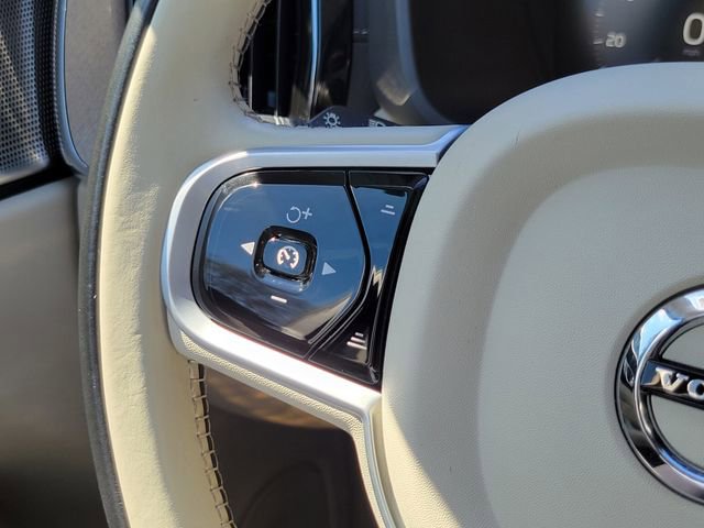 Used 2021 Volvo XC60 T8 Inscription w/ Advanced Package image 15