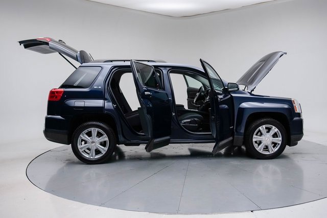 Used 2017 GMC Terrain SLE w/ Chrome Edition image 13