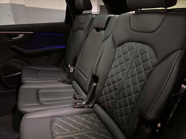 Used 2025 Audi SQ7 Premium Plus AWD/4WD image 17