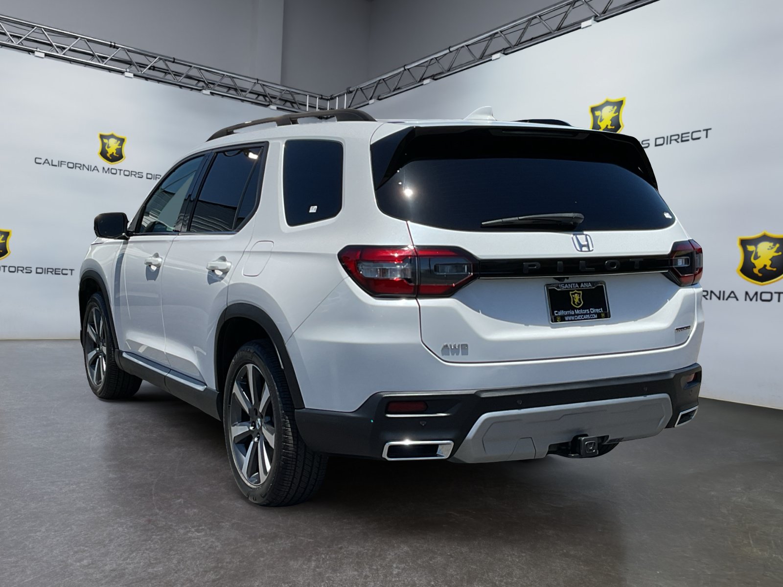 Used 2025 Honda Pilot Touring image 7
