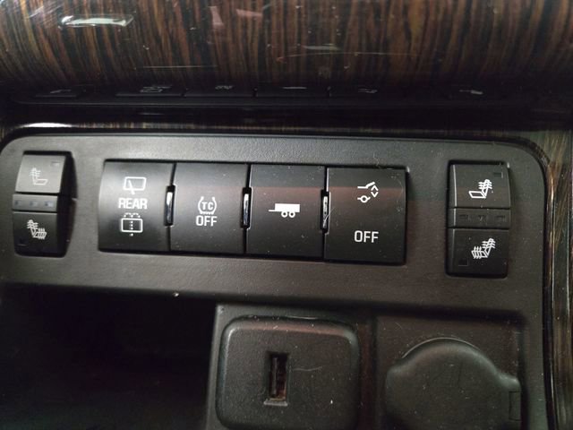 Used 2015 Chevrolet Traverse LT image 24