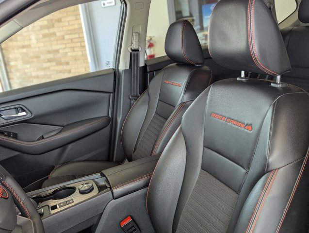 Certified 2025 Nissan Rogue SV AWD/4WD image 14