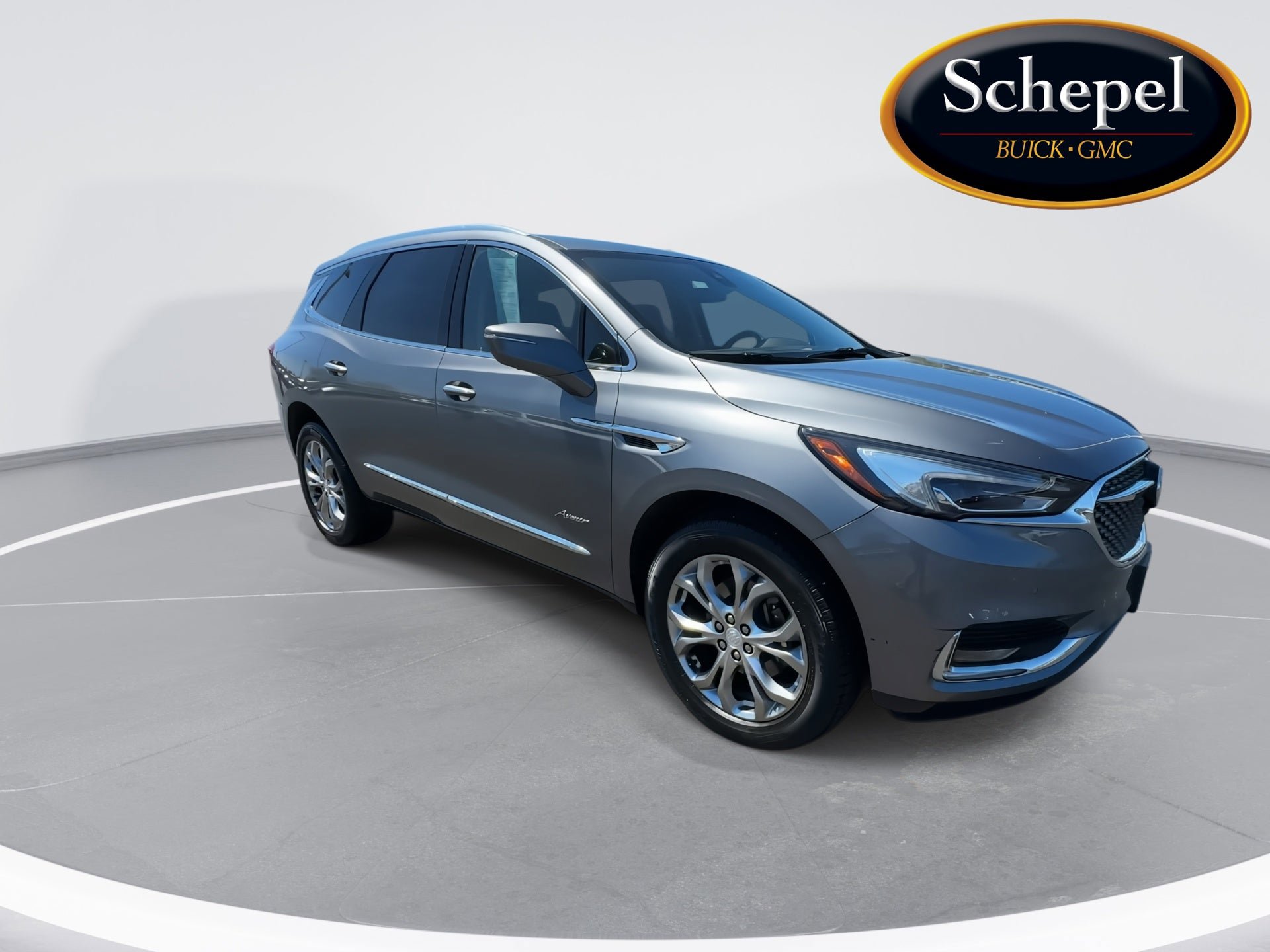 Used 2019 Buick Enclave Avenir w/ Avenir Technology Package AWD/4WD image 2
