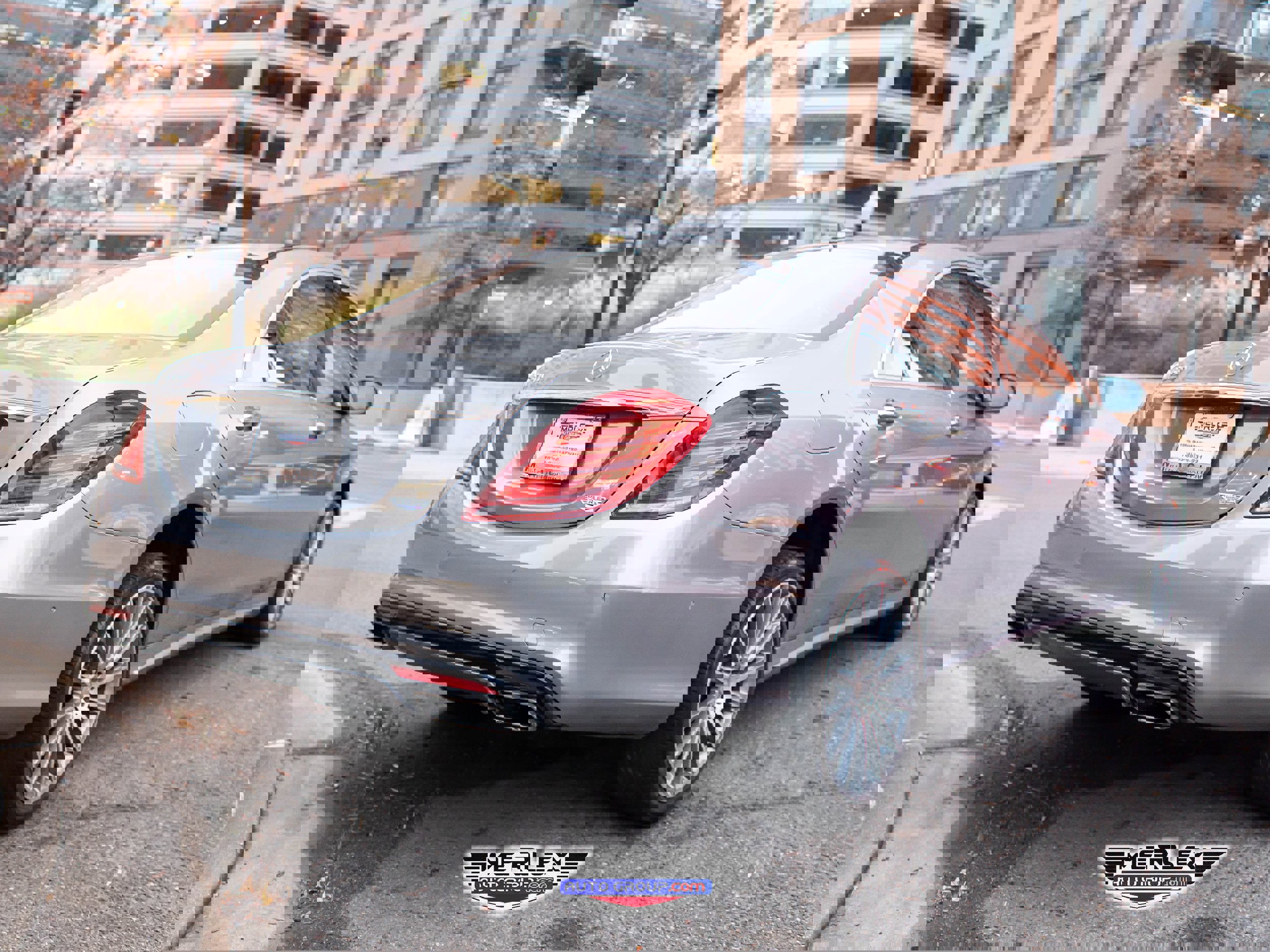 Used 2015 Mercedes-Benz S 550 Sedan w/ Sport Package w/ Sport Package image 7