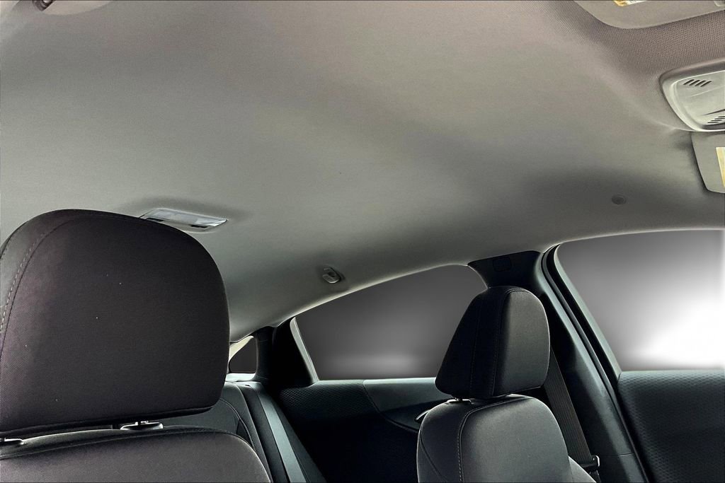 Used 2024 Chevrolet Malibu LT image 25