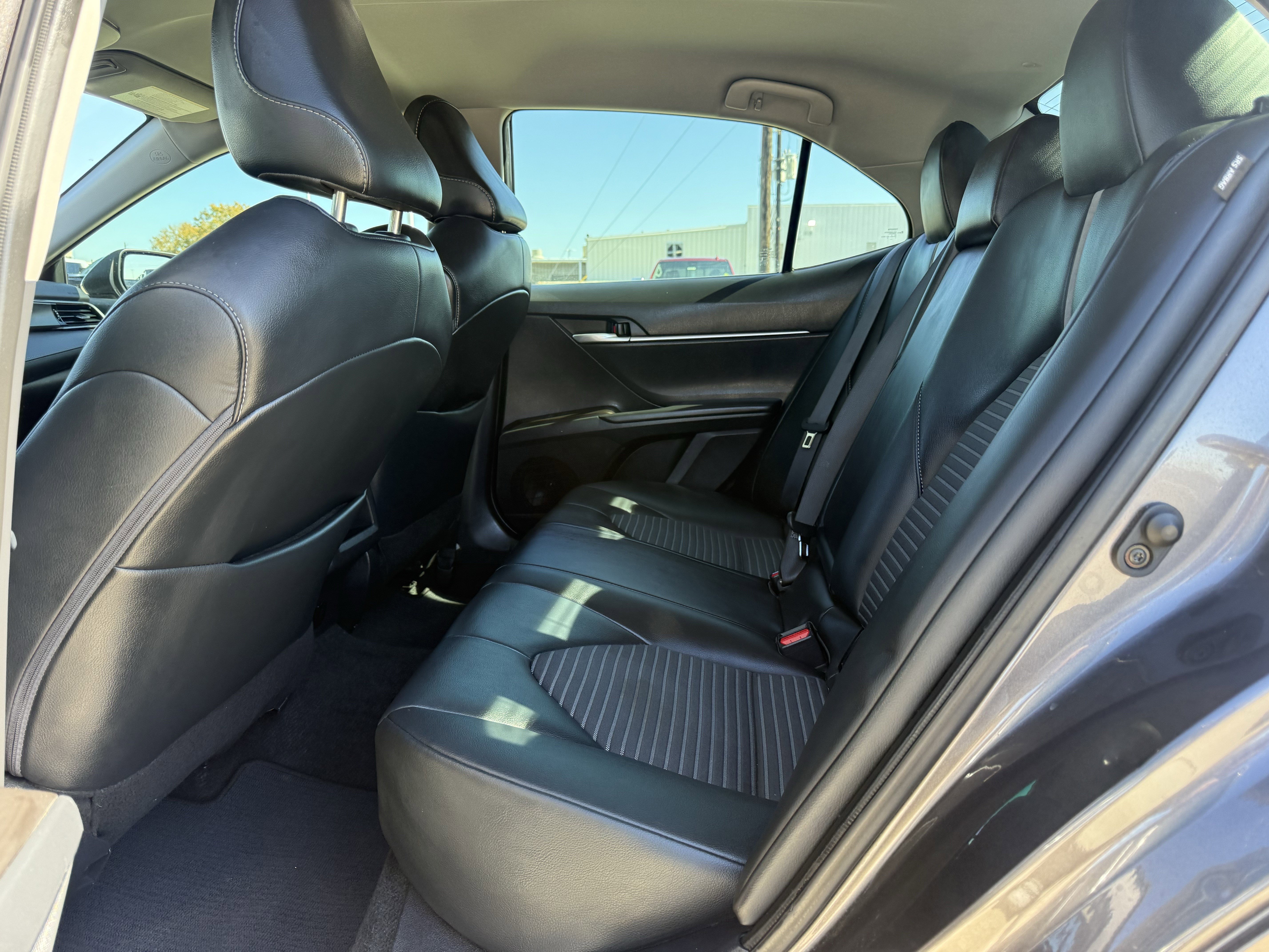 Used 2024 Toyota Camry SE image 27