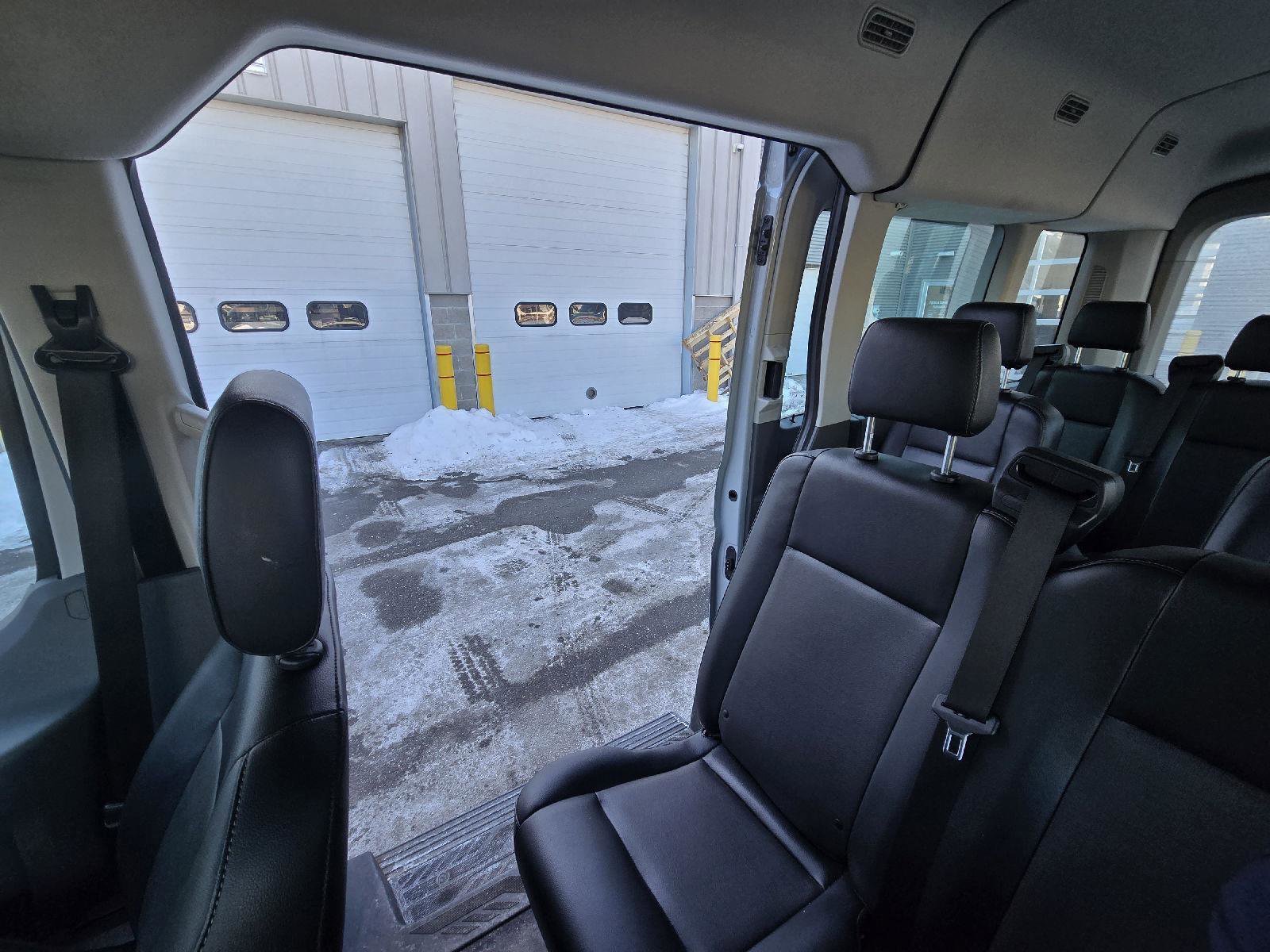 Used 2023 Ford Transit 350 XL image 18