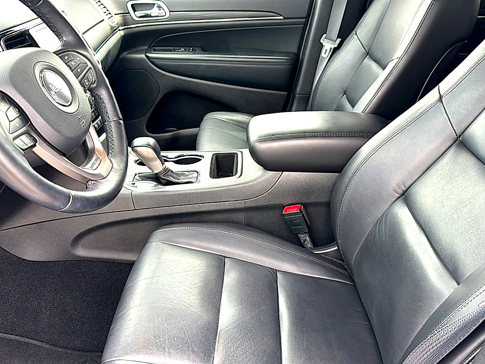 Used 2021 Jeep Grand Cherokee Limited image 13