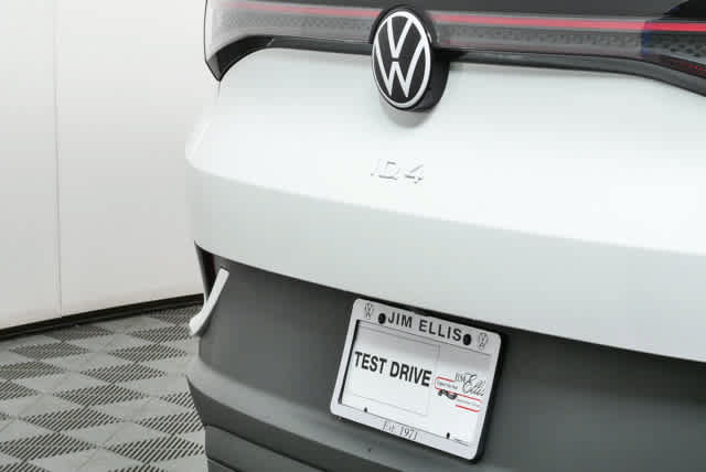Used 2025 Volkswagen ID.4 Pro RWD image 37