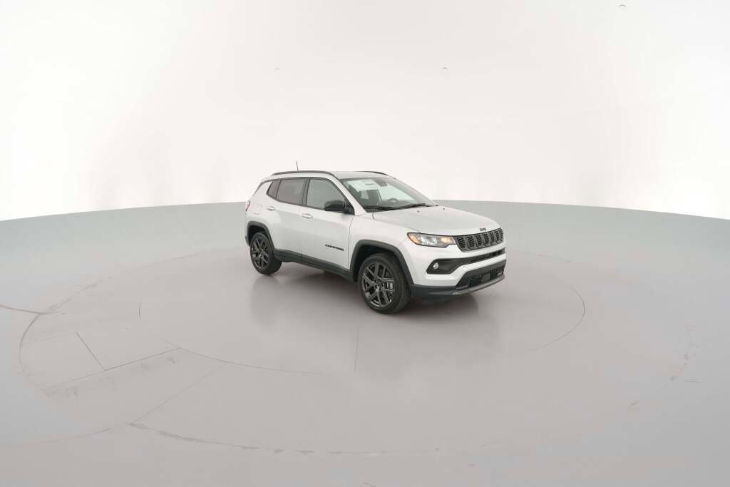 New 2026 Jeep Compass Latitude image 16