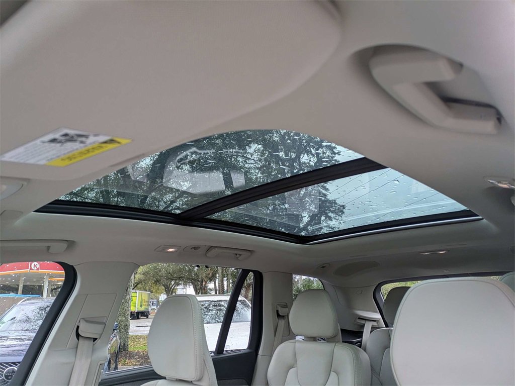 Used 2023 Volvo XC90 B6 Ultimate w/ Protection Package Premier image 25