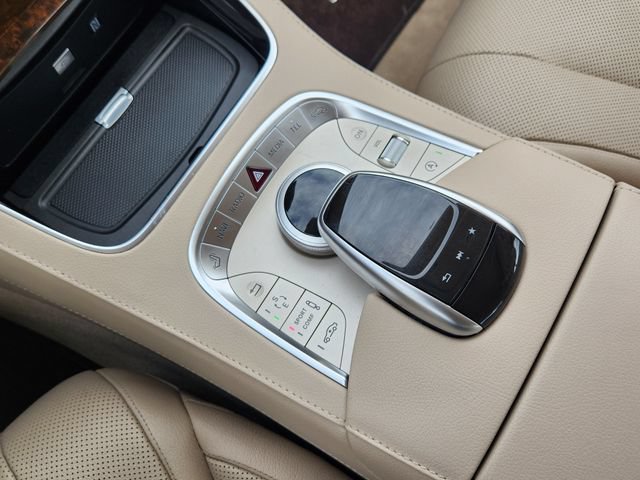 Used 2017 Mercedes-Benz S 550 4MATIC Sedan image 18