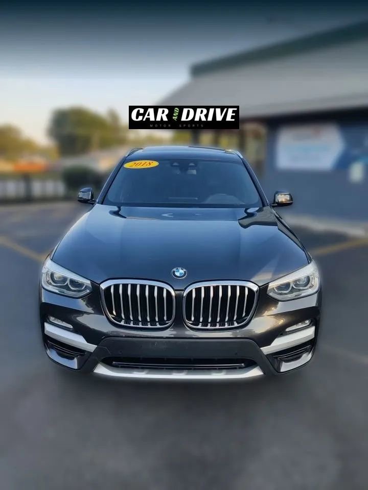 Used 2018 BMW X3 xDrive30i w/ Convenience Package AWD/4WD image 2